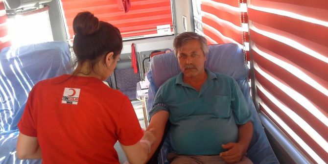 Selendi’de 40 Ünite Kan Toplandı