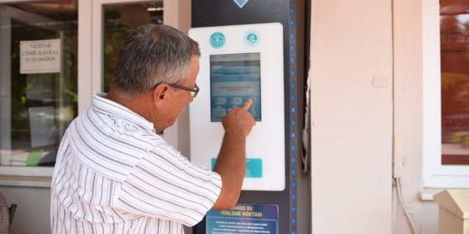 Manisa’da 100 Mahalleye ‘Maski Pratik’ Cihazı