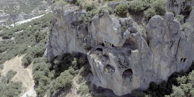 Uşak’taki Çevreyolu Çalışmasında 2 Bin Yıllık Nekropoller Bulundu