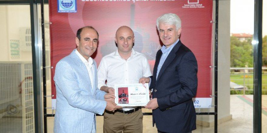 Yıldırım Belediyesi’nden Demokrasi Nöbetçilerine ‘Teşekkür’ Belgesi