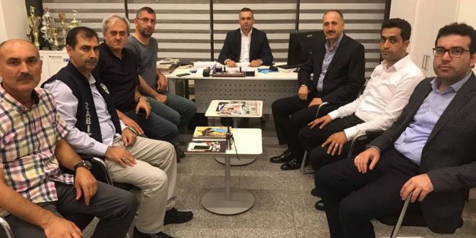 Ümraniye Belediyesi Yağış Sonrası Seferber Oldu