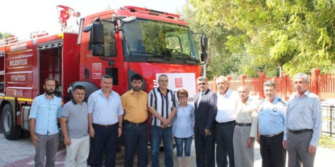 Eskigediz Belediyesine Hibe İtfaiye Aracı