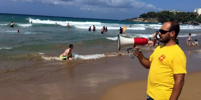 Boğulmalara Karşı Megafonlu Uyarı