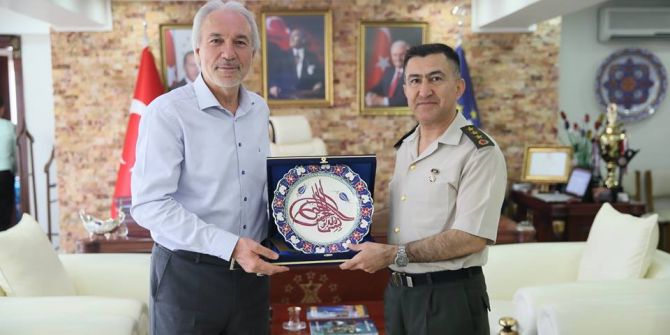 Albay Mustafa Uğur Veda Ziyaretlerine Başladı