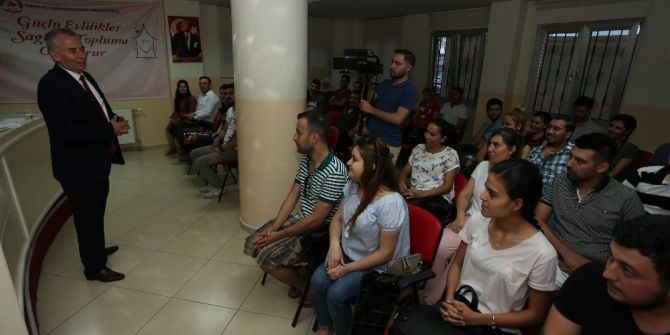 33’ncü Dönem Sertifikaları Başkan Osman Zolan’dan