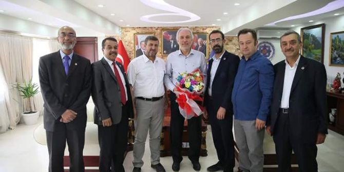 Muhtarlardan Başkan’a Tebrik