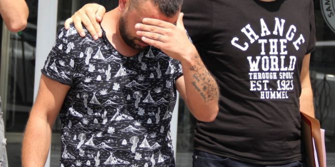 Evinde Bonzai Ele Geçen Genç Gözaltına Alındı