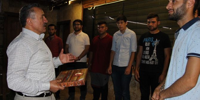 Başkan Tutal’dan Asker Adaylarına Yemek