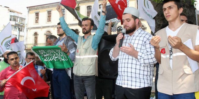 Trabzon’da Cuma Namazı Sonrası İsrail Protesto Edildi