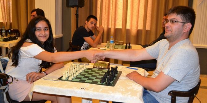 Ayvalık’ta 10. Yaz Satranç Şampiyonası Başladı