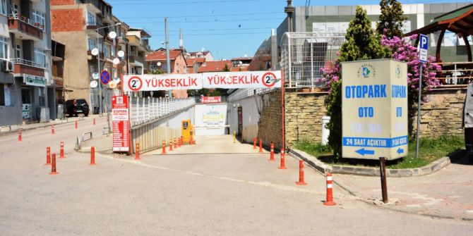 Belediyenin Otoparkı, Hem Ucuz De Hem Güvenli