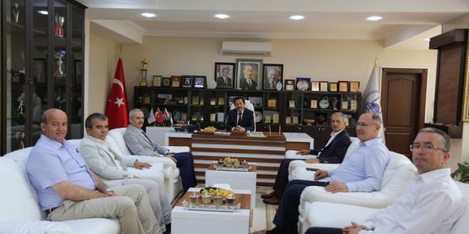 Vali Balkanlıoğlu’ndan, Başkan Dişli’ye İadeyi Ziyaret