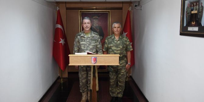 Genelkurmay Başkanı Akar, Şırnak Ve Yüksekova’da İncelemelerde Bulundu