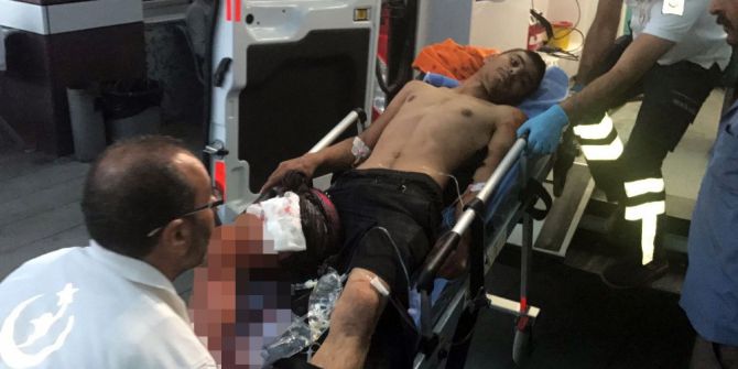 İki Aile Sokak Ortasında Çatıştı: 8 Yaralı