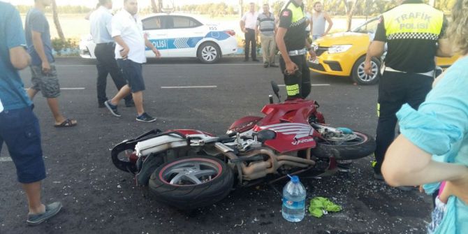 İzmir’de Motosiklet Kazası :1 Ağır Yaralı