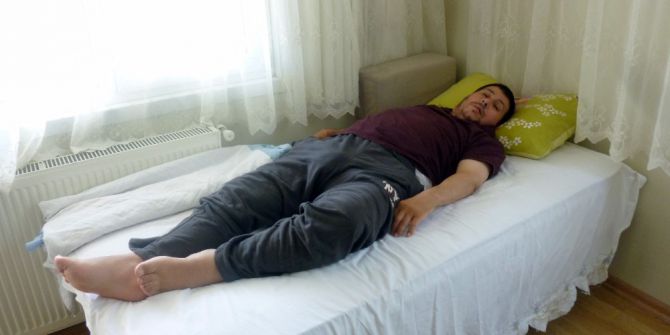 Parmakları Uyuştuğu İçin Gittiği Hastaneden Felç Olarak Çıktı