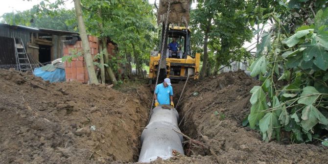Akyazı’da Altyapı Çalışmaları Devam Ediyor