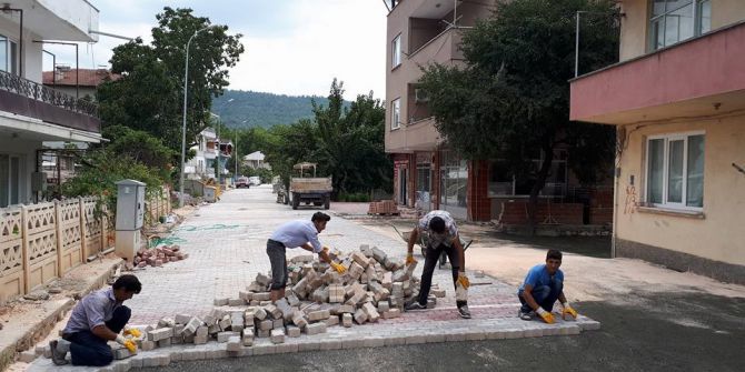 Vezirhan’da Asfalt Çalışmaları Devam Ediyor