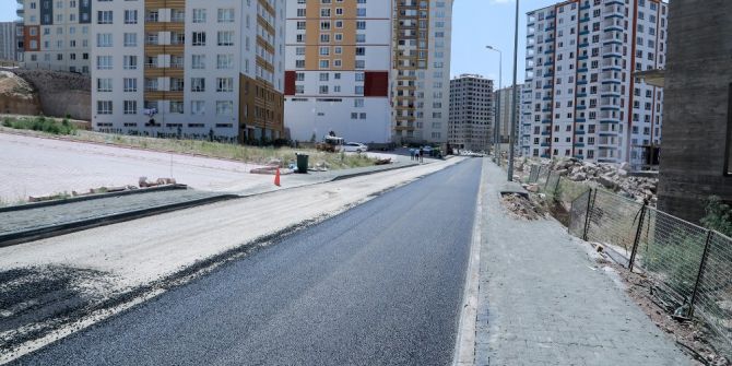 Şehit Naci Akarsu Caddesi Asfaltlanıyor