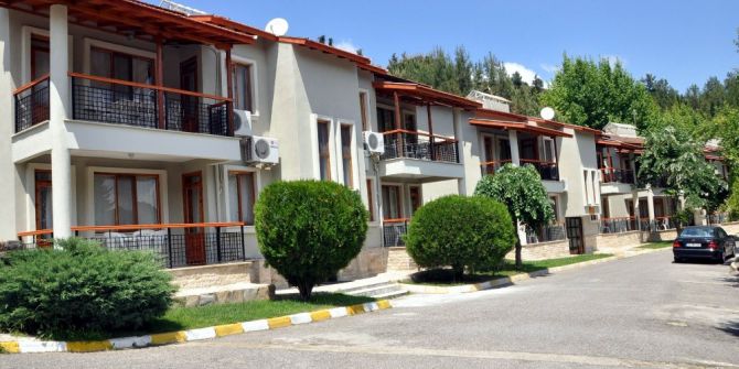 Kurşunlu Kaplıcaları’ndaki Evler Yenilendi