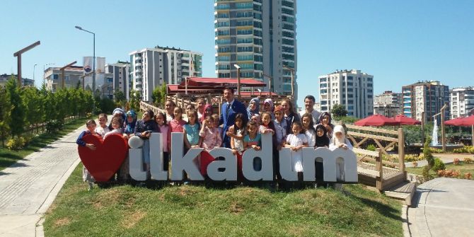 Yaz Tatillerini Hem Öğrenerek Hem Eğlenerek Geçiriyorlar