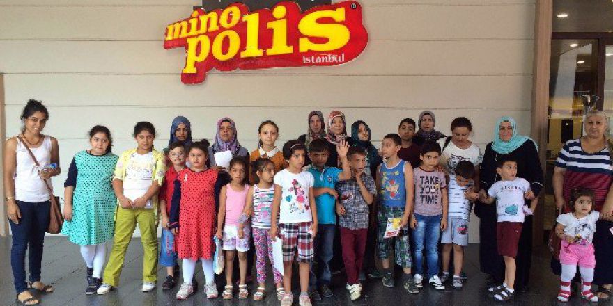 Minopolis’te ’Engelleri Aştılar’