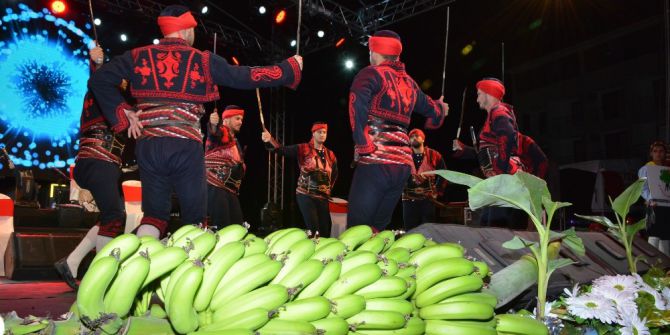 Anamur 11. Uluslararası Kültür Ve Turizm Festivali Başladı