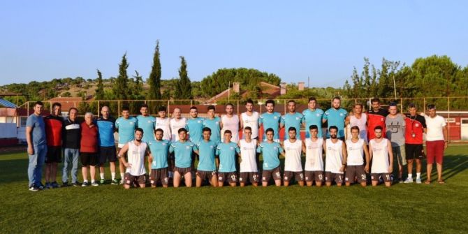 Ayvalıkgücü Belediyespor Sahaya İndi