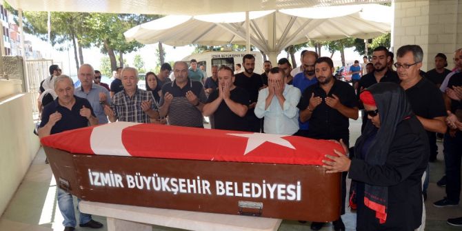 Almanya’da Ölü Bulunan Türk Boksör Gözyaşlarıyla Uğurlandı