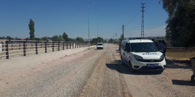 Dur İhtarına Uymayan Şahıs Polise Ateş Açtı