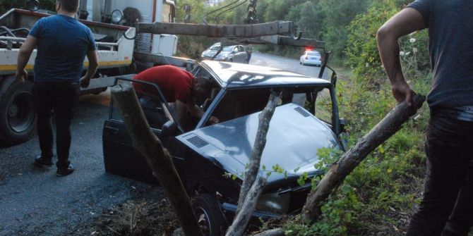 Zonguldak’ta Otomobil Su Kanalına Düştü: 1 Yaralı