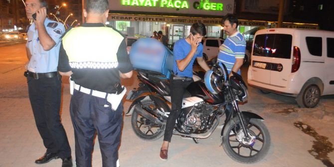 Mardin’de Trafikçiler Motosiklet Sürücülerini Kıskaca Aldı