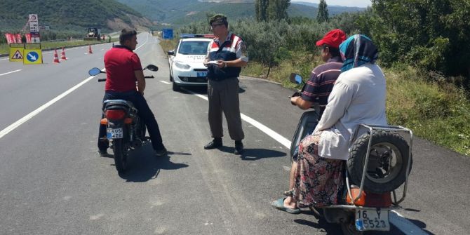 Jandarmadan Motosikletlilere Sıkı Denetim