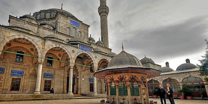 Kepez’in Camileri De Dönüşüyor