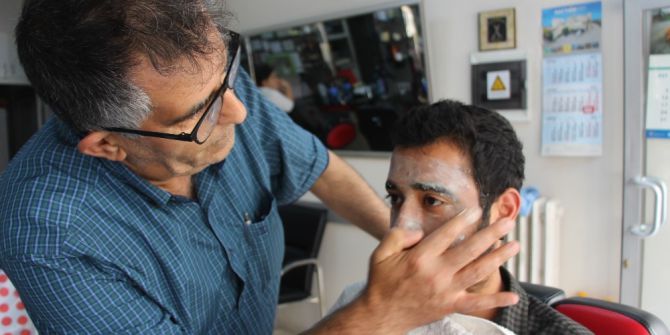 Erkek Kuaförlerinde Yüz Maskesi Akımı Başladı