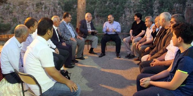 Vali Ustaoğlu, Betav İle Bir Araya Geldi