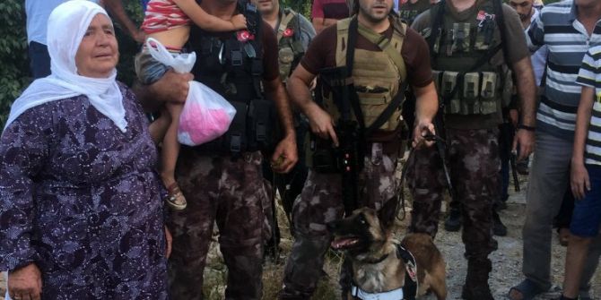 3,5 Yaşındaki Kayıp Kızı İz Takip Köpeği Buldu