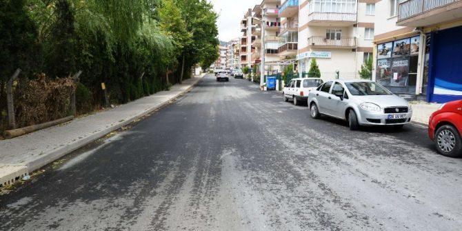 Bozüyük’te Asfaltlama Çalışmaları Sürüyor