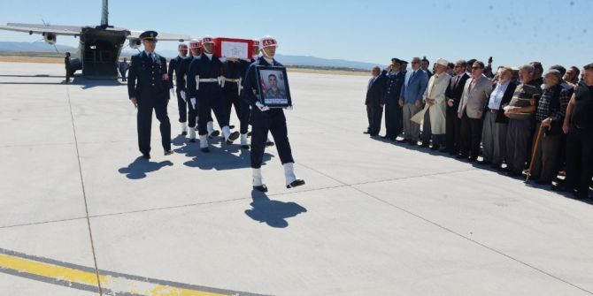 Şehit Piyade Er Akyıldız’ın Cenazesi Kütahya’ya Getirildi