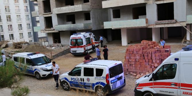 İnşaatın Havalandırma Boşluğunda Ceset Bulundu