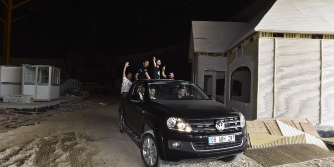 Başkan Gökçek, “Kafalar” Grubu İle Ankapark’ta