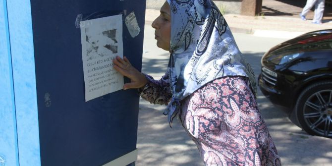 Günlerdir Kaybolun Kedisini Arıyor