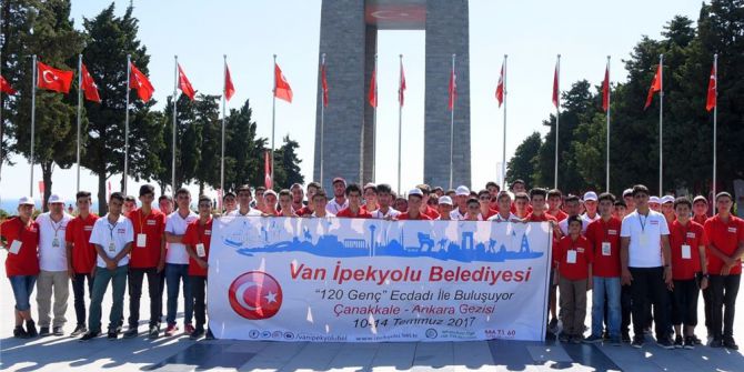 Çanakkale Ve İstanbul Gezisine Giden Gençler Döndü