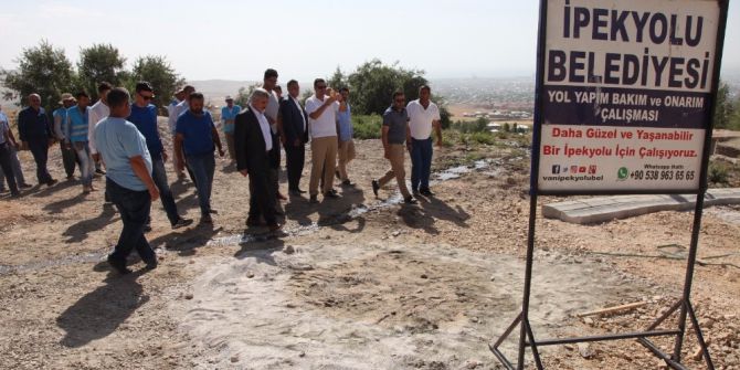 İpekyolu Belediyesinden Yol Yapım Ve Asfaltlama Çalışması