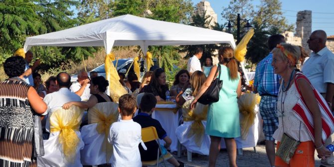 Süryani Çiftin Bebeği Restore Edilen Şapelde Vaftiz Edildi