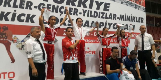 Kick Boks Şampiyonasında Batman Rüzgarı