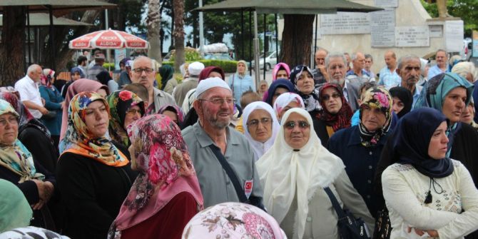 Ünye’den İlk Hac Kafilesi Yola Çıktı
