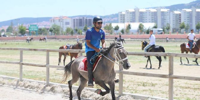 Kütahya’da Rahvan At Yarışları
