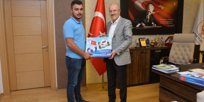 Altıeylül Belediyesi, Askere Giden Gençleri Unutmadı