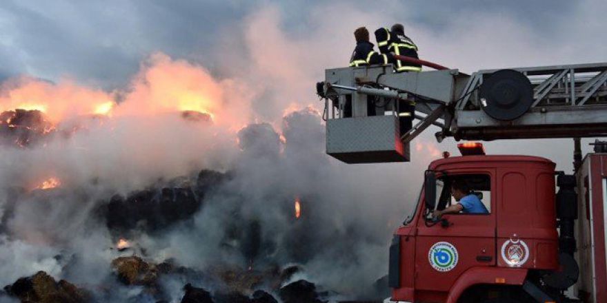 Tekirdağ’da Saman Yığını Kül Oldu